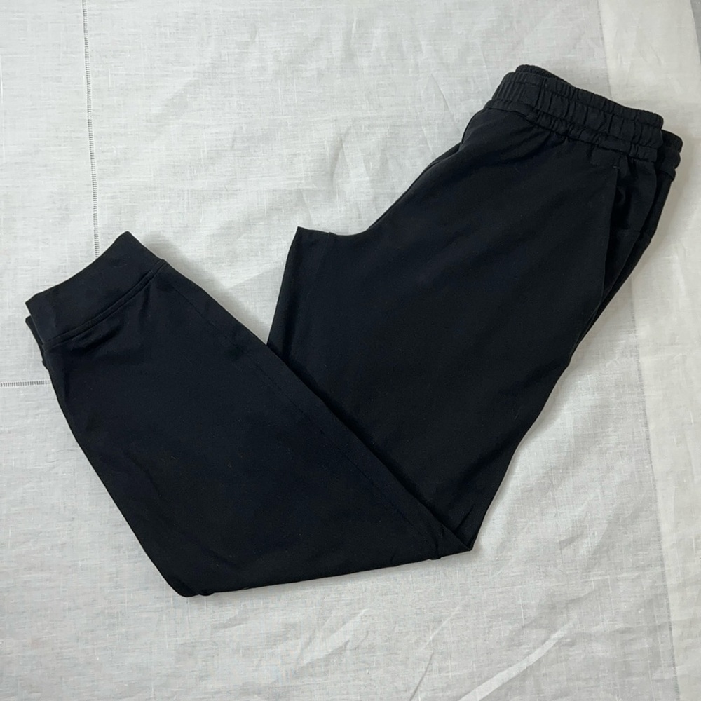 EUC Lululemon Soft Jersey Classic-Fit Mid-Rise Jogger
Black Size 6 W5GCMS
